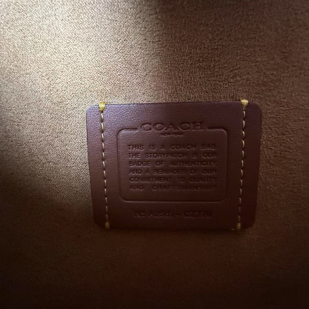 COACH Quinn Bag In Signature Canvas Shoulder/Crossbody Walnut/Black CZ770 NWT - Picture 6 of 6